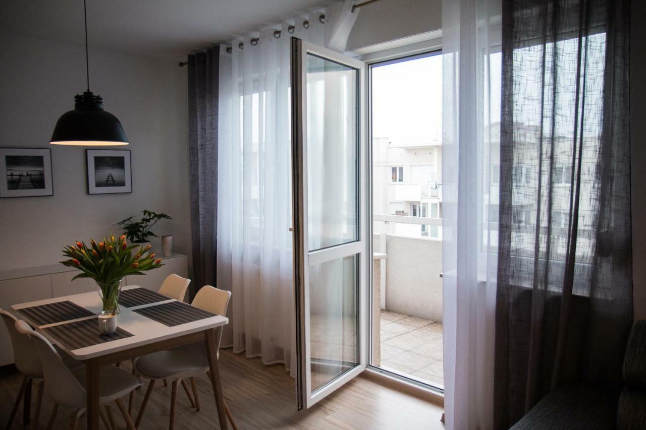 Apartament F&J Torun Bagian luar foto