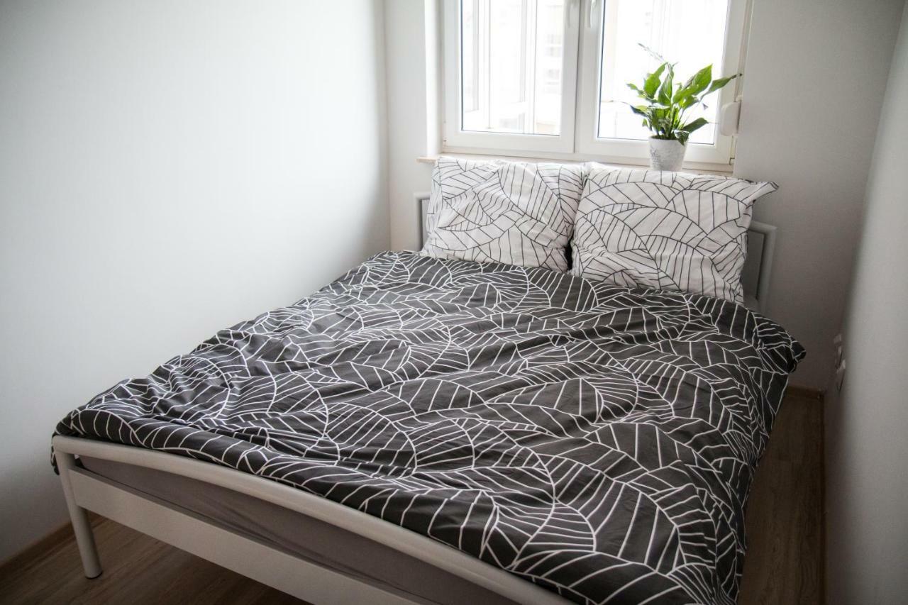 Apartament F&J Torun Bagian luar foto