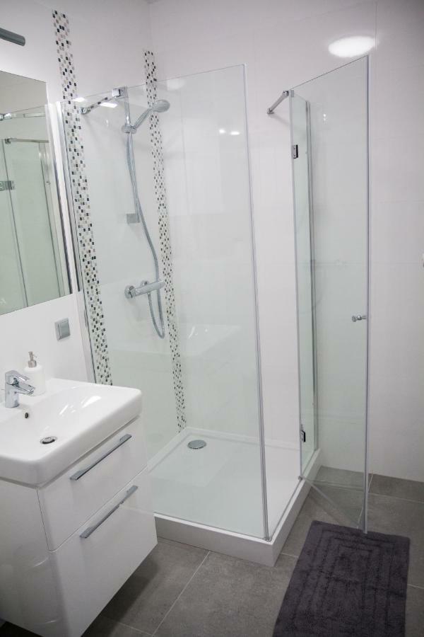 Apartament F&J Torun Bagian luar foto